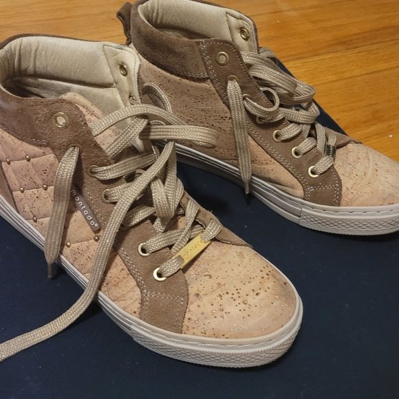 Unique Cork High Tops - Picture 4 of 5